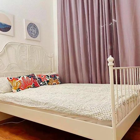 Familienfreundliches Apartment Im Zentrum Fuer Geschaeftsreisen Und Privat Dresden Exteriör bild